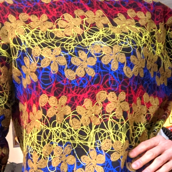 Embroidered Zara sweater - Picture 3 of 3